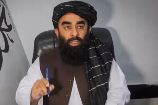 د طالبانو وياند د پاکستان بهرنیو چارو وزیر ته: خپلې کورنۍ ستونزې پر موږ مه تپئ