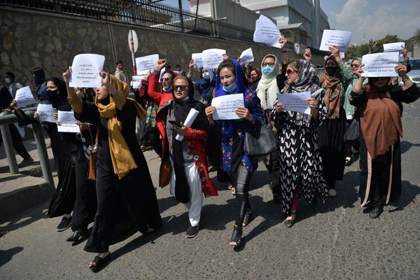 ښځينه فعالانې:ځينو مدني فعالانو امنو هېوادونو تر رسېدو وروسته خپل مسوولیتونه هېر کړي