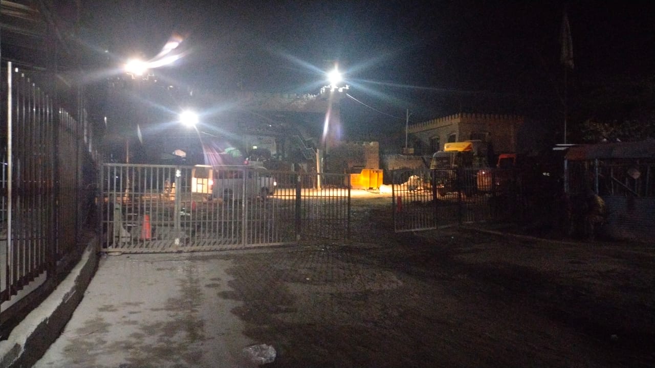 مقام محلی طالبان: گذرگاه تورخم بر روی تردد مردم و انتقال اموال تجارتی بسته شد