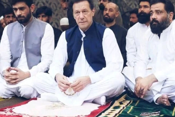 عمران خان ته په زندان کې د اختر د لمانځه اجازه نهده ورکړل شوې