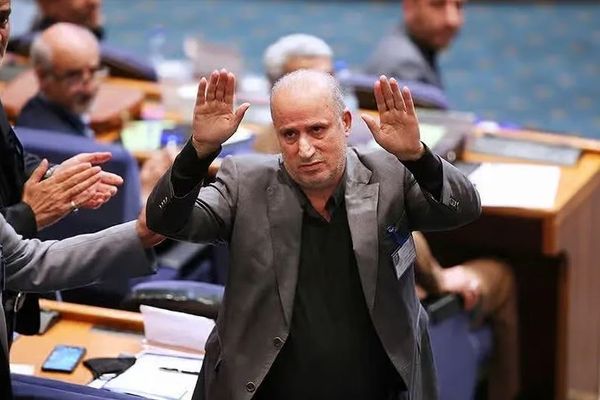 جنجال پیش از جام جهانی؛ مقامهای فوتبال ایران در فرودگاه تورنتو از ورود به کانادا منع شدند