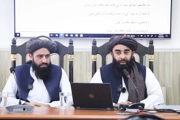 د طالبانو ویاند ذبیحالله مجاهد: طالبانو هېڅکله دښمن ته سپکه لهجه نه ده کارولې