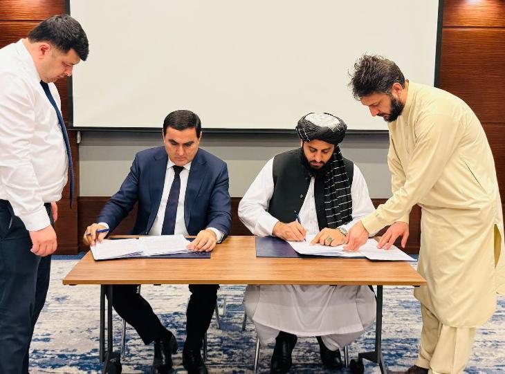 قرارداد واردات برق از تاجیکستان به افغانستان برای سال ۲۰۲۵ تمدید شد