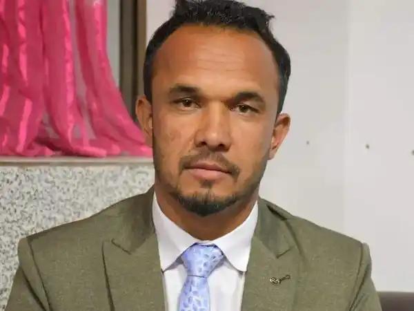 منابع تایید کردند که روح‌الله سنگر، خبرنگار از بازداشت طالبان آزاد شده است