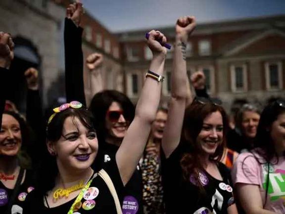 ایرلند برای تغییر عبارت 'وظایف مادر در خانه' در قانون اساسی، همهپرسی برگزار کرد