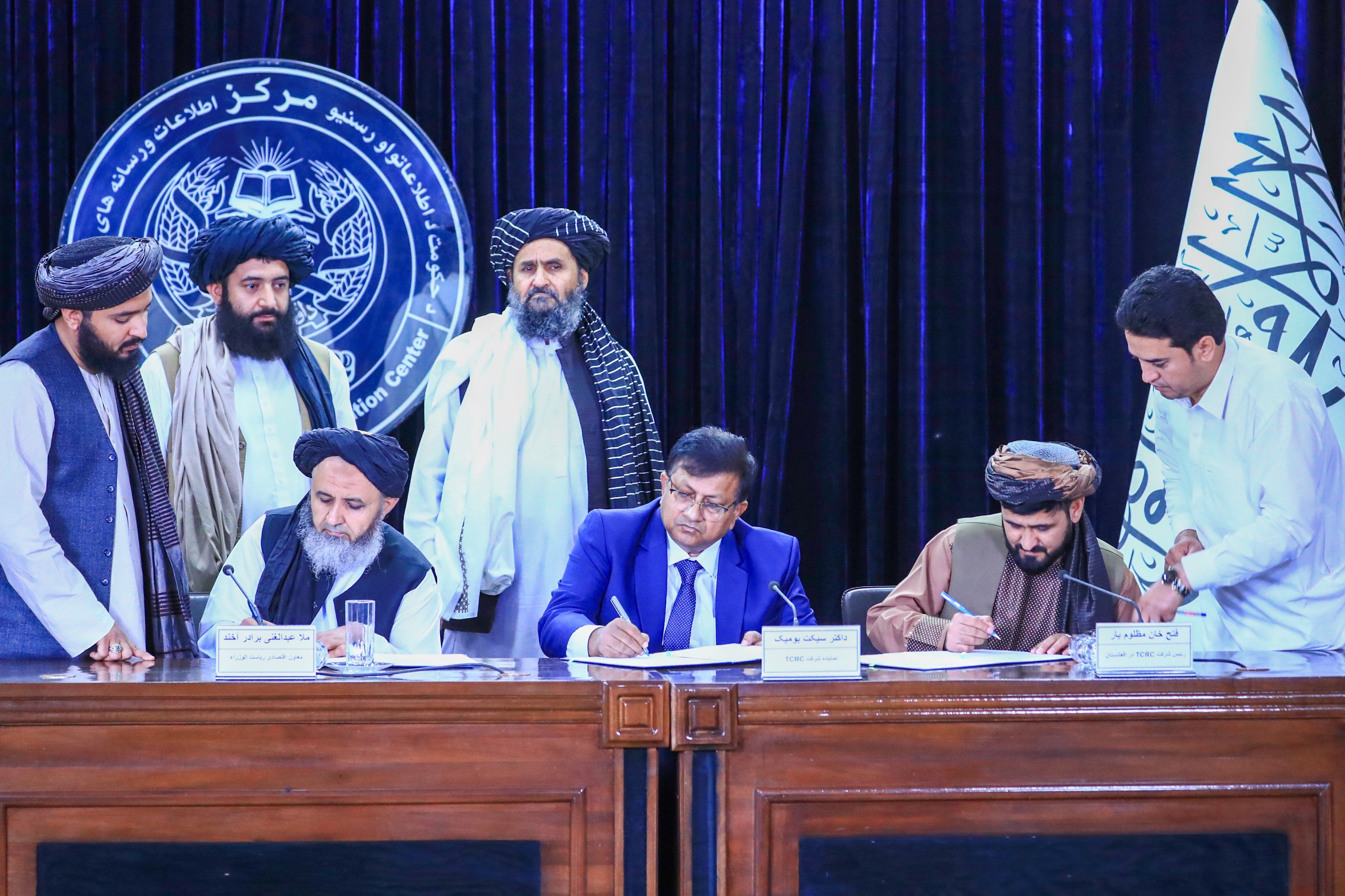 طالبانو د ۴۶ مېلیون ډالرو په ارزښت بندرونو کې د لابراتواري کمپلکسونو جوړولو تړون لاسلیک کړ