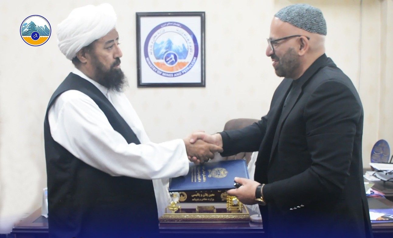 طالبانو د کندهار د نېش ولسوالۍ د فلورایټ کان هم په قرارداد ورکړ