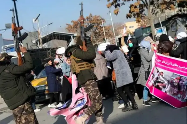 Rights Group Urges Release of Afghan Women Protestors, Cites Human Rights Violations