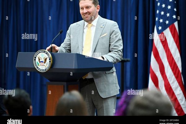 شان وانډېور: په سنا کې په رسمي ډول ثابته شوه چې ټول افغانان بشپړ امنیتي پلټل شوي