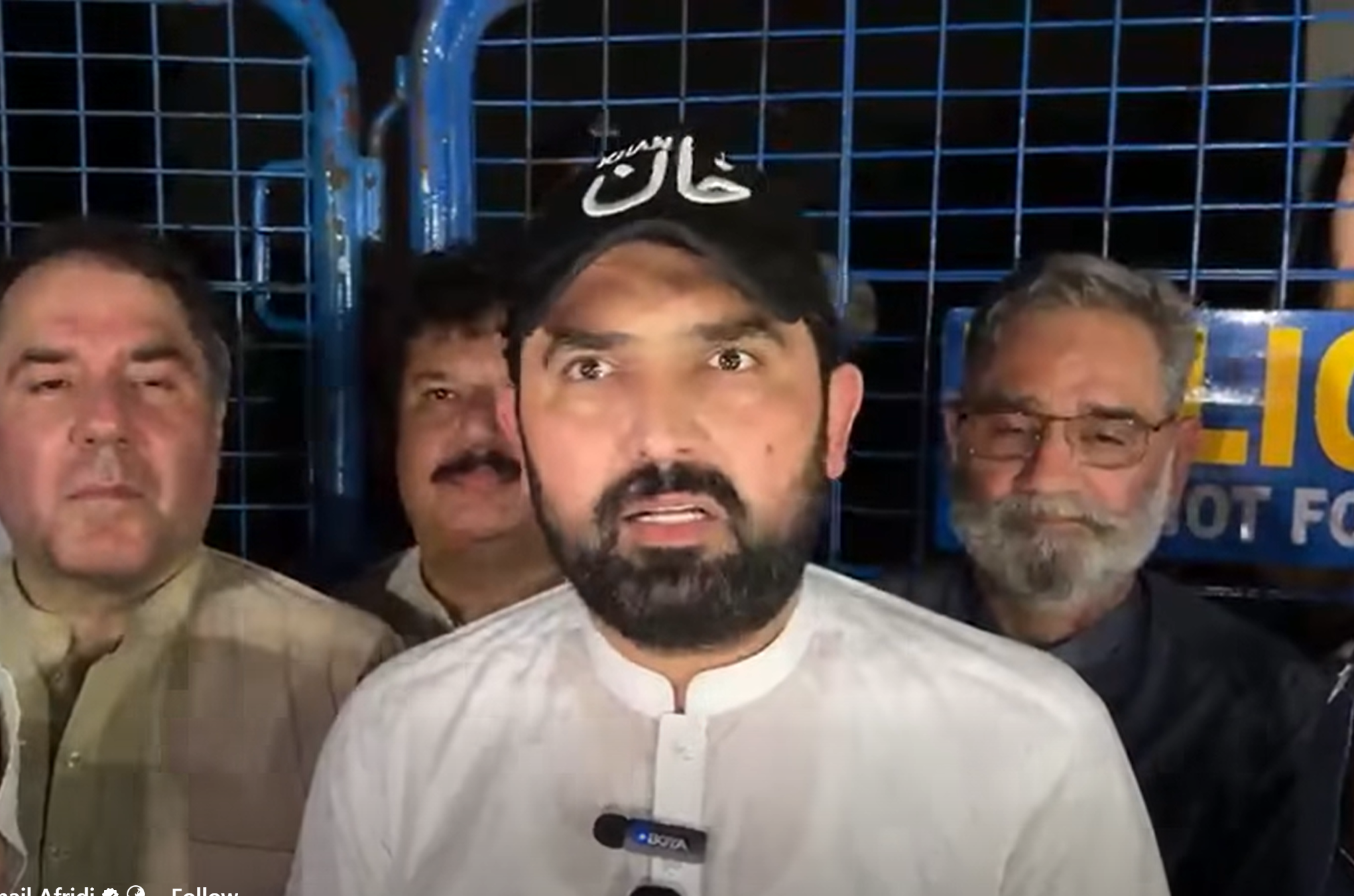 سهيل اپريدی: واک ته د طالبانو په راتګ پاکستان خواږه وېشل خو اوس ورسره اړیکې خرابوي