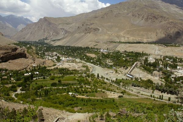 چین په تاجکستان کې د خپلو دریو وګړو وژل کېدل تایید کړل