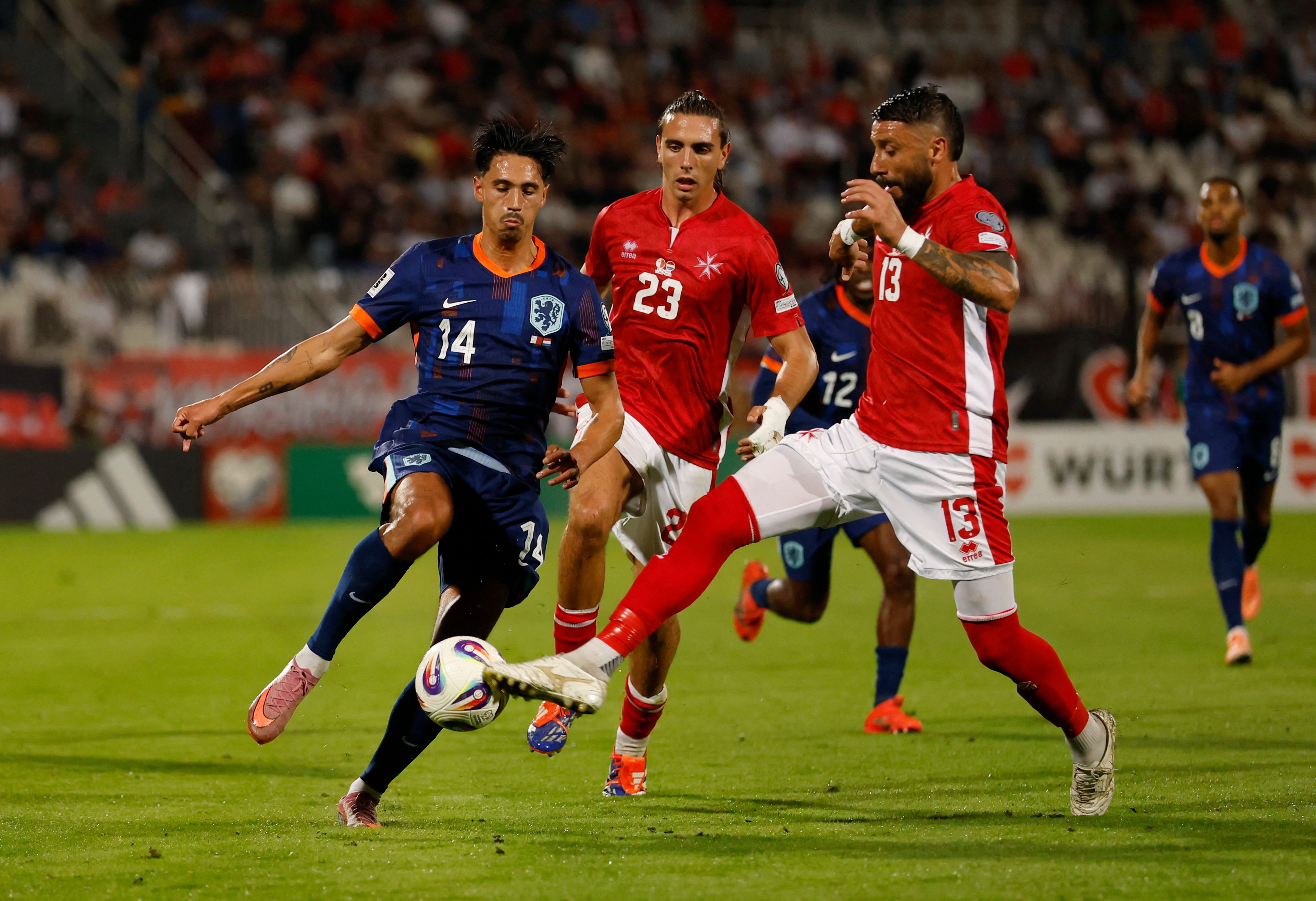پیروزی قاطع هالند مقابل مالت و صدرنشینی در گروه هفتم مقدماتی جام جهانی