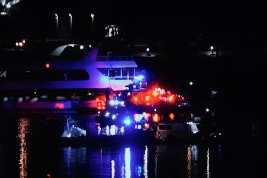 اجساد ۲۰ تن از سرنشینان هواپیمای مسافربری در واشنگتن پیدا شد