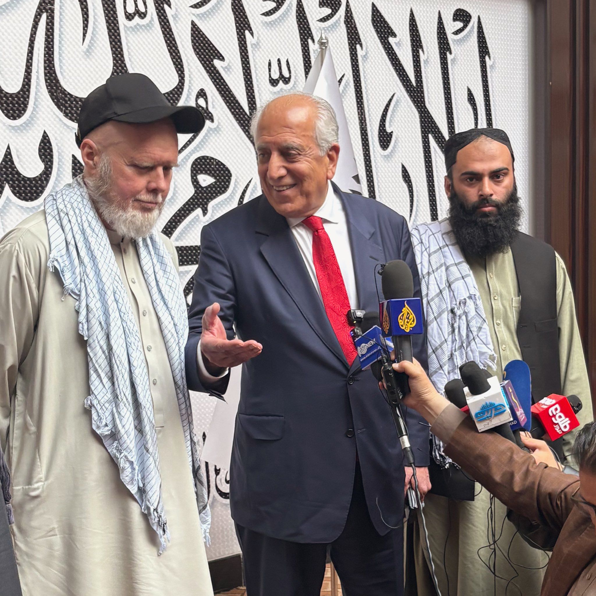 هبت‌الله صدای مادر امریکایی را شنید، از مادر افغان را نه