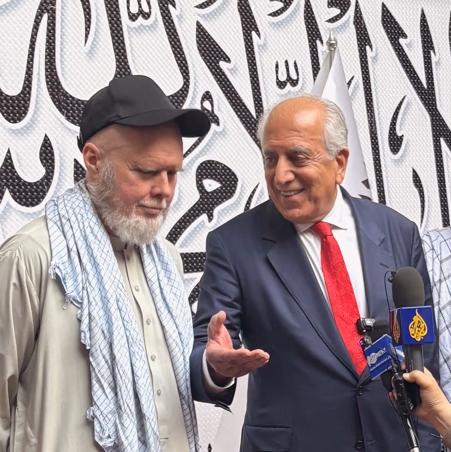 طالبان یک گروگان امریکایی را آزاد کرد