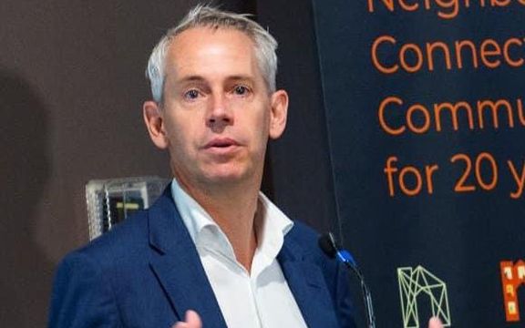 وزیر مهاجرت آسترالیا: به پناهجویان دارای ویزه موقت، اقامت دایم میدهیم