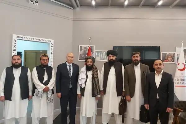 د طالبانو پلاوي په ترکیه کې د افغان کډوالو پر ستونزو خبرې کړې دي
