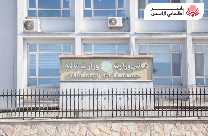 طالبان: متقـاعدین دې د خـپلو حـقونو ثابتولو لپاره ځانګړې محکمې ته عریضه وکړي