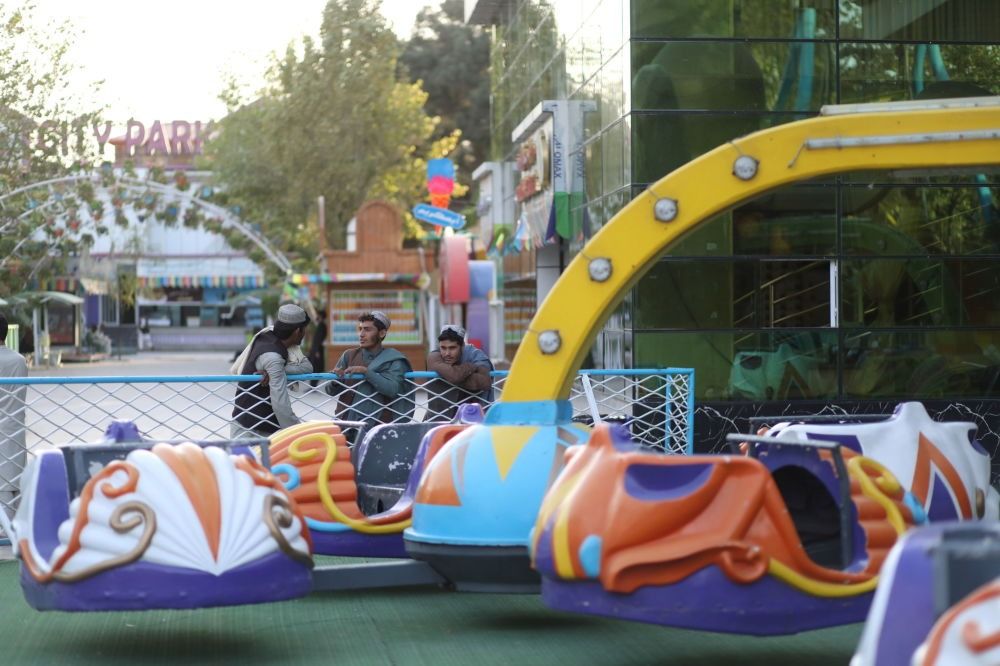 تشدید سیاست‌های تفکیک جنسیتی؛ طالبان ورود زنان به پارک‌ها و سالن‌های ورزشی را ممنوع کردند