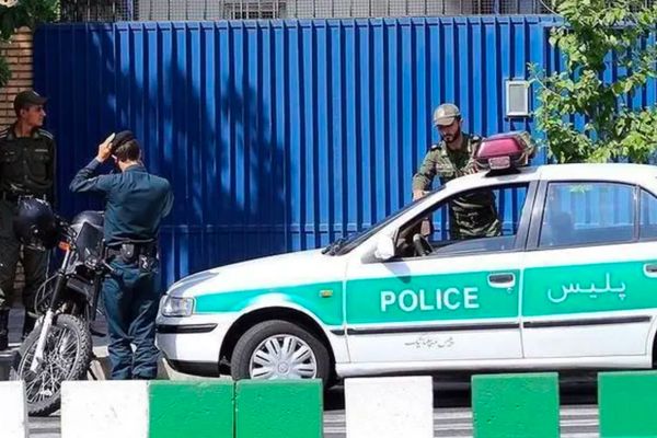 Iranian Official Announces Arrest Of Dozens Of Afghans In Sistan & Baluchestan