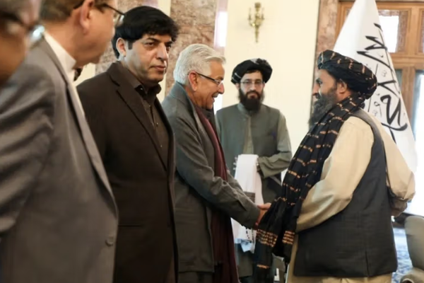 المحللة الهندية: باكستان سقطت في حفرة أمنية في أفغانستان