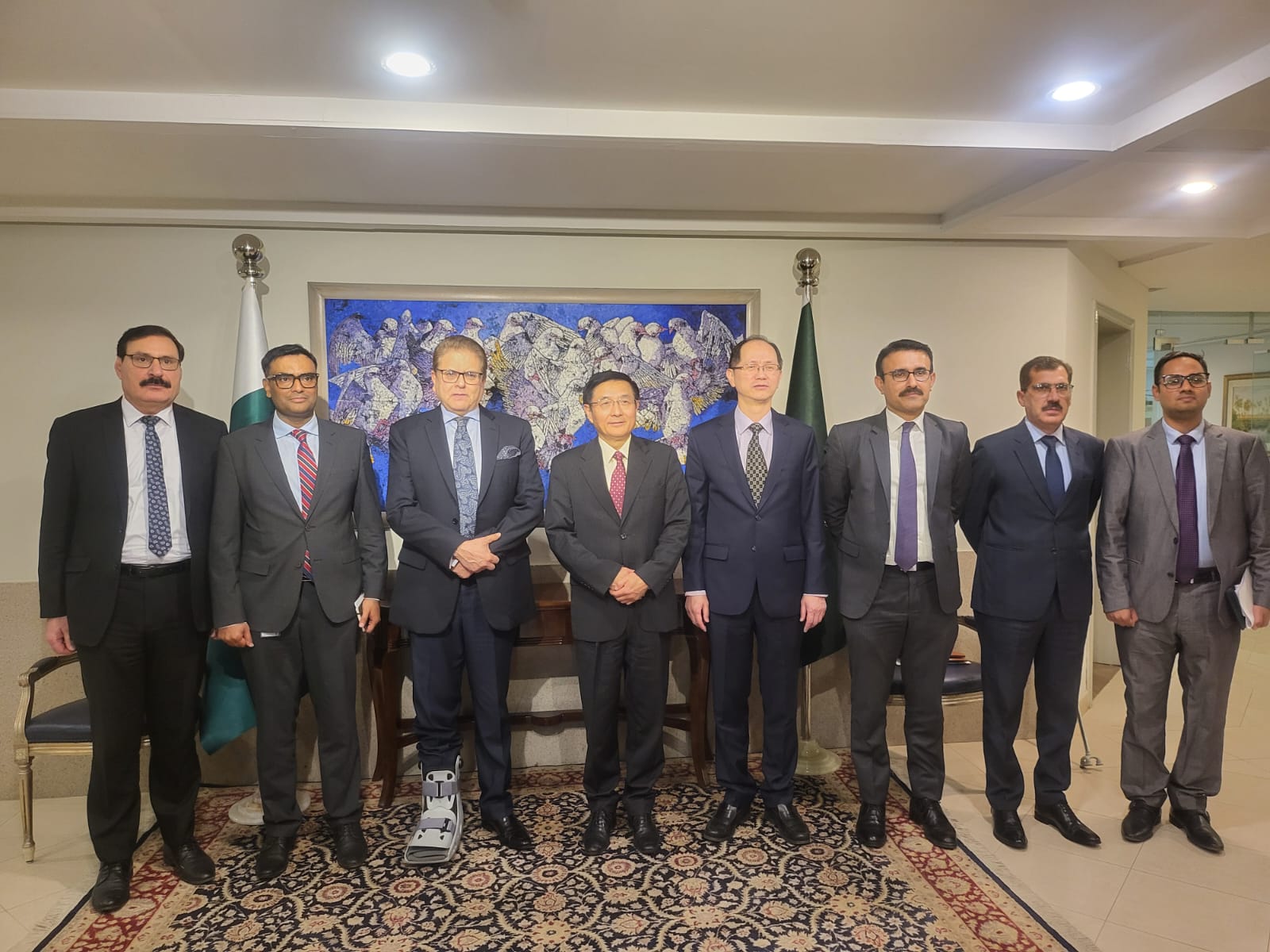 د افغانستان لپاره د چین او پاکستان استازي پر ګډو اندېښنو غږېدلي