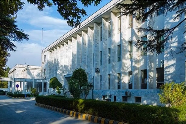 Former Taliban Deputy Foreign Minister Reportedly Detained In Qatar