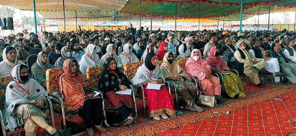 حنیف اتمر از پیشنهاد جرگه پشتون‌های پاکستان برای برگزاری انتخابات در افغانستان حمایت کرد