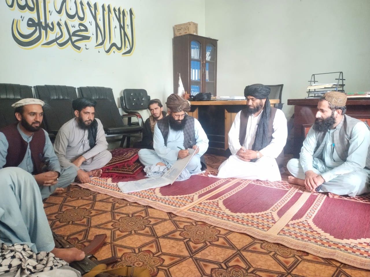 د طالبانو د ننګرهار د پوهنې ریاست ۶۷۶ راستانه شوي کډوال د ښوونکو په توګه ګوماري