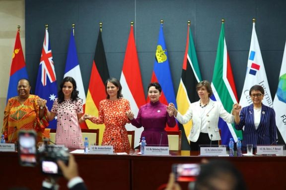 وزیران خارجه زن چند کشور در مغولستان خواهان پایان فوری محدودیتهای طالبان بر زنان شدند