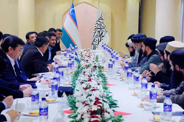 د افغان سوداګرو یو پلاوی د سوداګریزو فرصتونو د تشخیص لپاره ازبکستان ته ځي