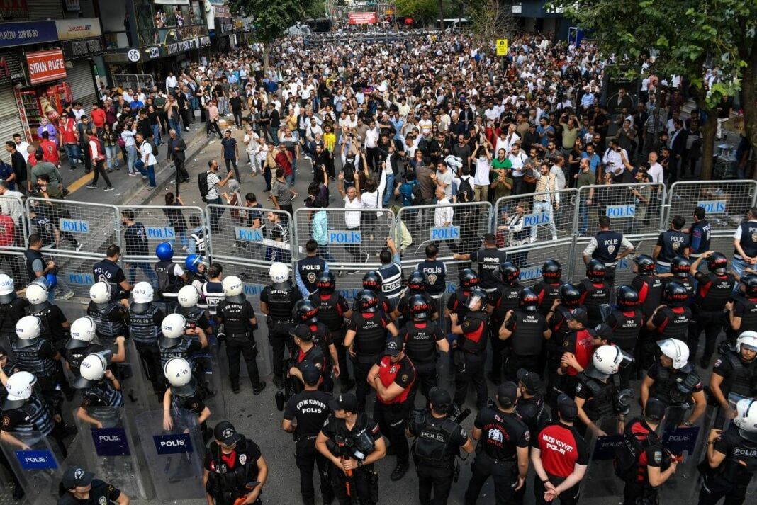 ترکیه نزدیک به ۲۷۰ نفر از معترضان هوادار عبدالله اوجالان را بازداشت کرد