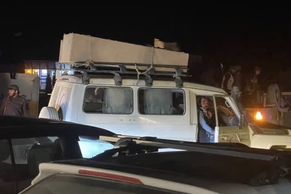 تم نقل جثامين 50 مقاتلاً أفغانياً منتمين إلى حركة طالبان الباكستانية إلى مستشفى بكتیکا