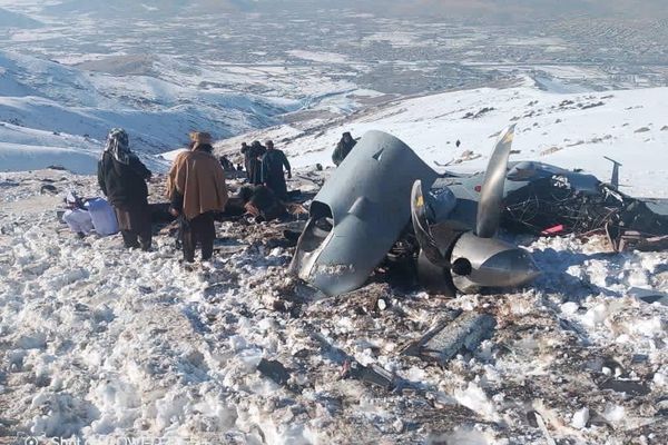 لاشه یک 'پهپاد' در میدان وردک؛ کار طالبان یا سقوط فنی؟