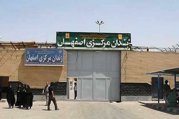 په ایران کې د یوه افغان په ګډون شپږ کسان اعدام شول