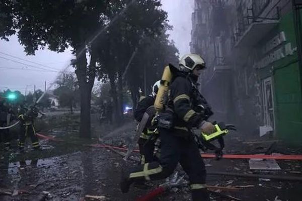 اوکرایني چارواکي: روسیې پر کیف د بې پېلوټه الوتکو او توغندیو بریدونه کړي