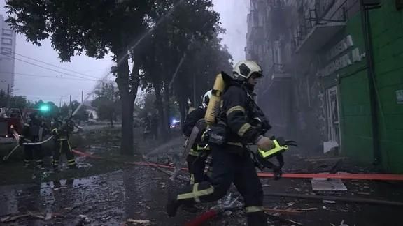 اوکرایني چارواکي: روسیې پر کیف د بې پېلوټه الوتکو او توغندیو بریدونه کړي