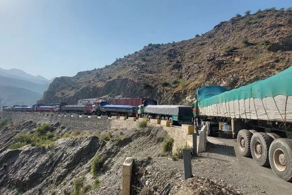 د طالبانو مالیې وزارت د پاکستاني درملو واردوونکو ته درې میاشتې وخت ورکړی