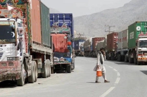 طالبان تقول إن المقاطعة التجارية مع باكستان لم تضر بأداء التجارة في أفغانستان