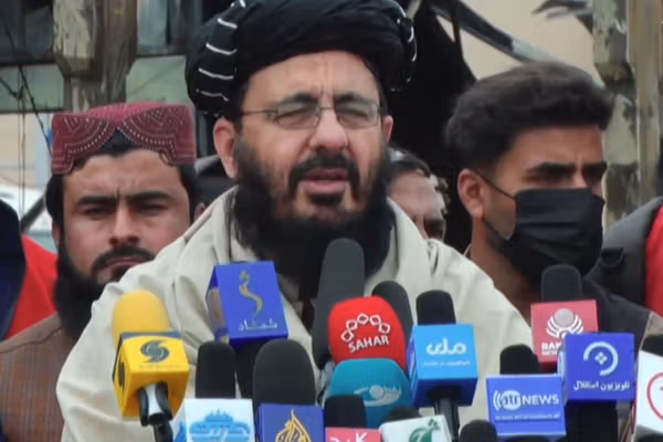 محمد نبي عمري: پاکستان له خپلو بادارانو څخه د افغانانو د وژولو پروژه اخیستې ده