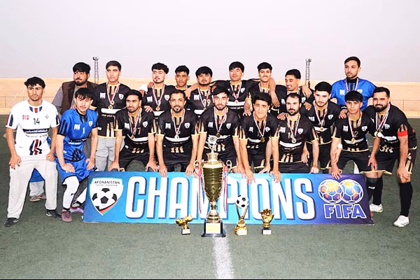 رقابتهای لیگ فوتبال ولایت بلخ با قهرمانی تیم یاران نور به فرجام رسید