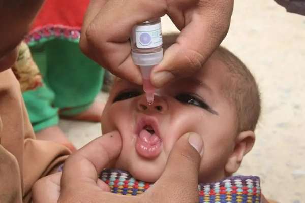 New Polio Vaccination Campaign To Launch Across 16 Afghan Provinces