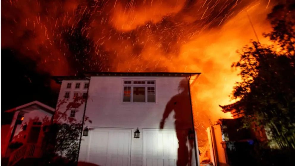 نگرانی‌ از وزش دوباره بادهای شدید و گسترش آتش‌سوزی‌ در لس‌آنجلس