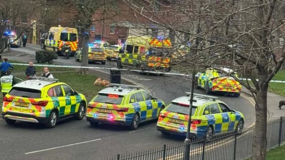 یک جوان افغان در بریتانیا پس از حمله به چند نفر در یک شفاخانه بازداشت شد