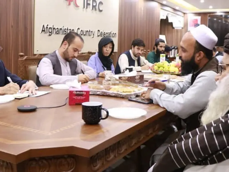 د طالبانو د سرې میاشتې ټولنه: ۱۲ زره پر زړه سوري ماشومان د درملنې په تمه دي