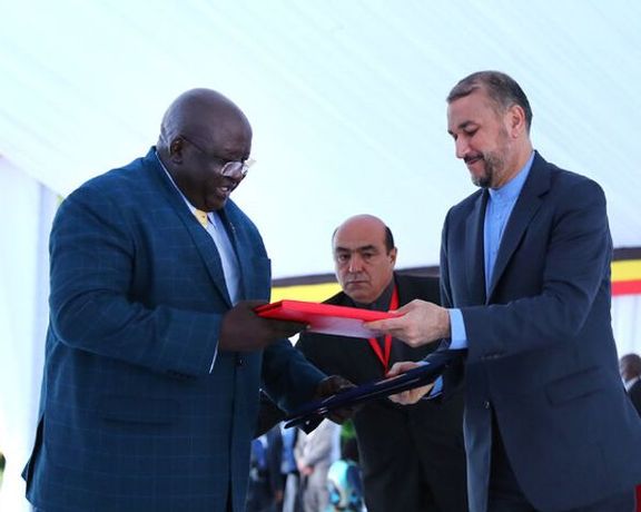 ایران و اوگاندا توافقنامه لغو ویزا امضا کردند