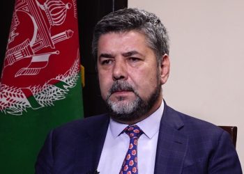 نبیل: طالبان به‌دنبال امتیاز گرفتن از کشورها است، بدون آن‌که امتیازی در بدل آن بدهد