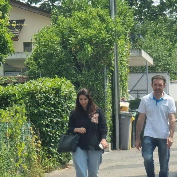 مدینه محبوبی بعد از نشست سازمان ملل، دو هفته در خانهای در ژنو مهمان نوید احمد بوده است