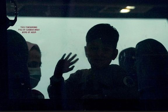 د متحده ایالاتو د کډوالو بنسټونو تمویل د ټرمپ له خوا په موقت ډول وځنډول شو