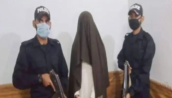 اداره مبارزه با تروریسم پاکستان: عامل انتحاری آموزش‌دیده در افغانستان در لاهور بازداشت شد